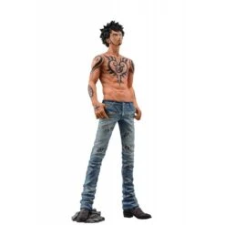 BANPRESTO ONE PIECE - KING OF ARTIST - THE TRAFALGAR LAW [Used]