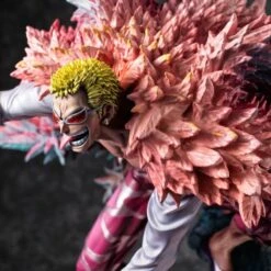 MegaHouse One Piece SA-MAXIMUM Donquixote Doflamingo Heavenly Demon Limited Edition [Portrait Of Pirates] -Figuras Modelos Tienda one piece sa maximum donquixote doflamingo heavenly demon limited edition portrait of pirates 1 6