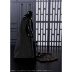 Bandai Star Wars: Episode IV A New Hope - Darth Vader [SH Figuarts] -Figuras Modelos Tienda star wars episode iv a new hope darth vader sh figuarts 1 2
