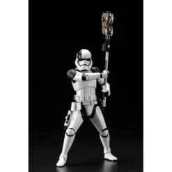 Kotobukiya Star Wars: The Last Jedi: First Order Stormtrooper Executioner [ARTFX+] -Figuras Modelos Tienda star wars the last jedi first order stormtrooper executioner artfx 1 2