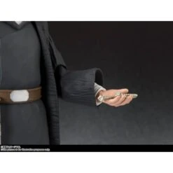 Bandai STAR WARS: The Last Jedi - Luke Skywalker Battle Of Crait Ver. [SH Figuarts] -Figuras Modelos Tienda star wars the last jedi luke skywalker battle of crait ver sh figuarts 1 2