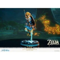 GOOD SMILE COMPANY The Legend Of Zelda: Breath Of The Wild - Link 10 Inch Collector With Led Stand [First 4 Figure]