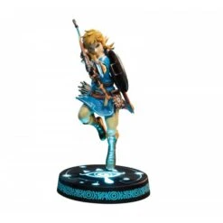 GOOD SMILE COMPANY The Legend Of Zelda: Breath Of The Wild - Link 10 Inch Collector With Led Stand [First 4 Figure] -Figuras Modelos Tienda the legend of zelda breath of the wild link 10 inch collector first 4 figure 1 2